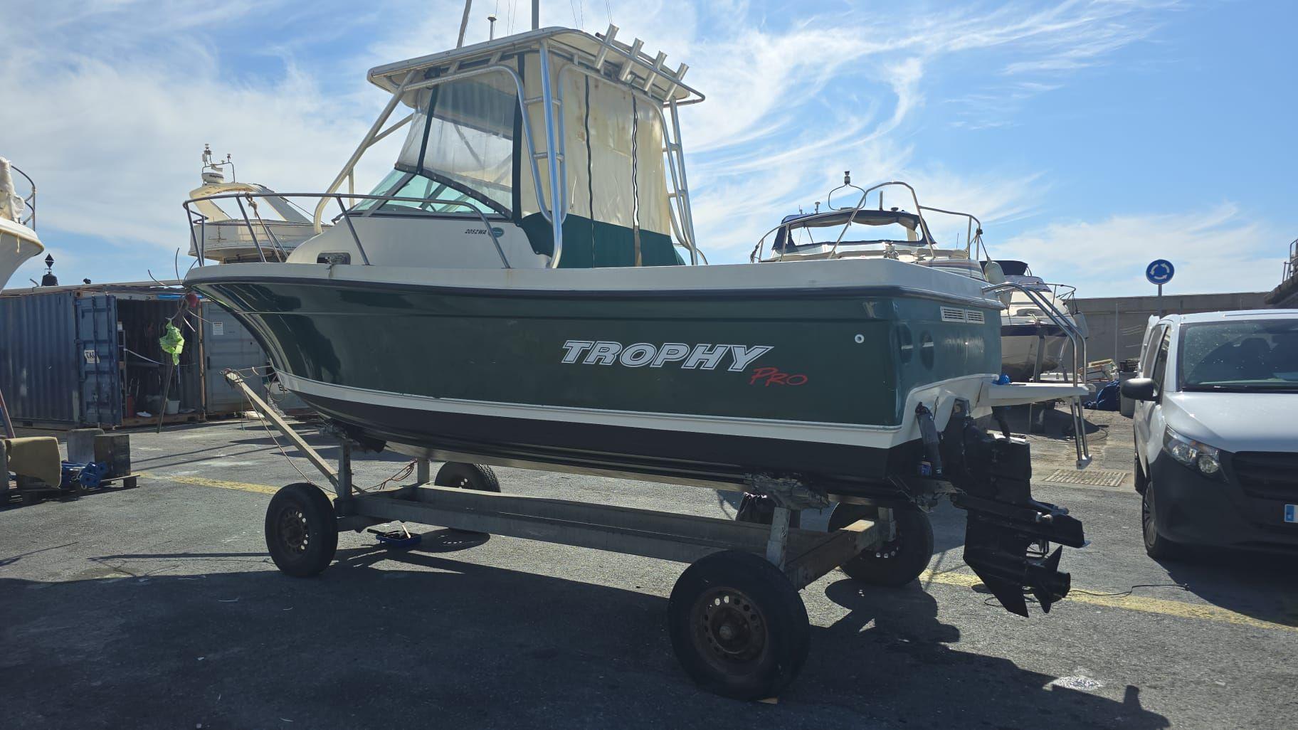 Bayliner Trophy 2052 WA For Sale