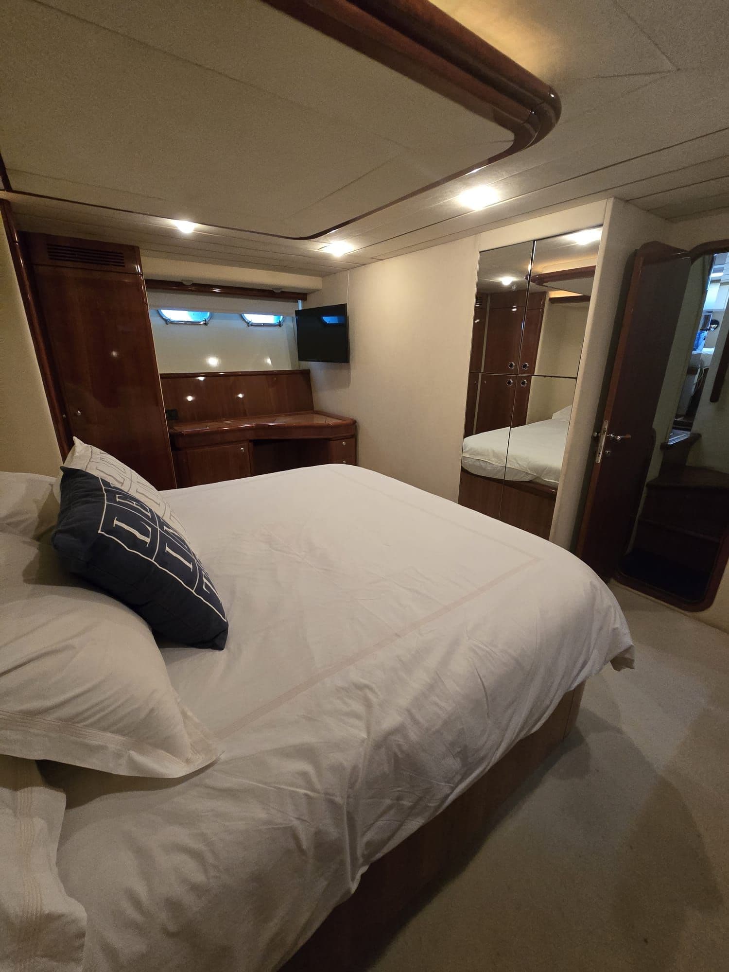 Ferretti Yachts 68 for Sale
