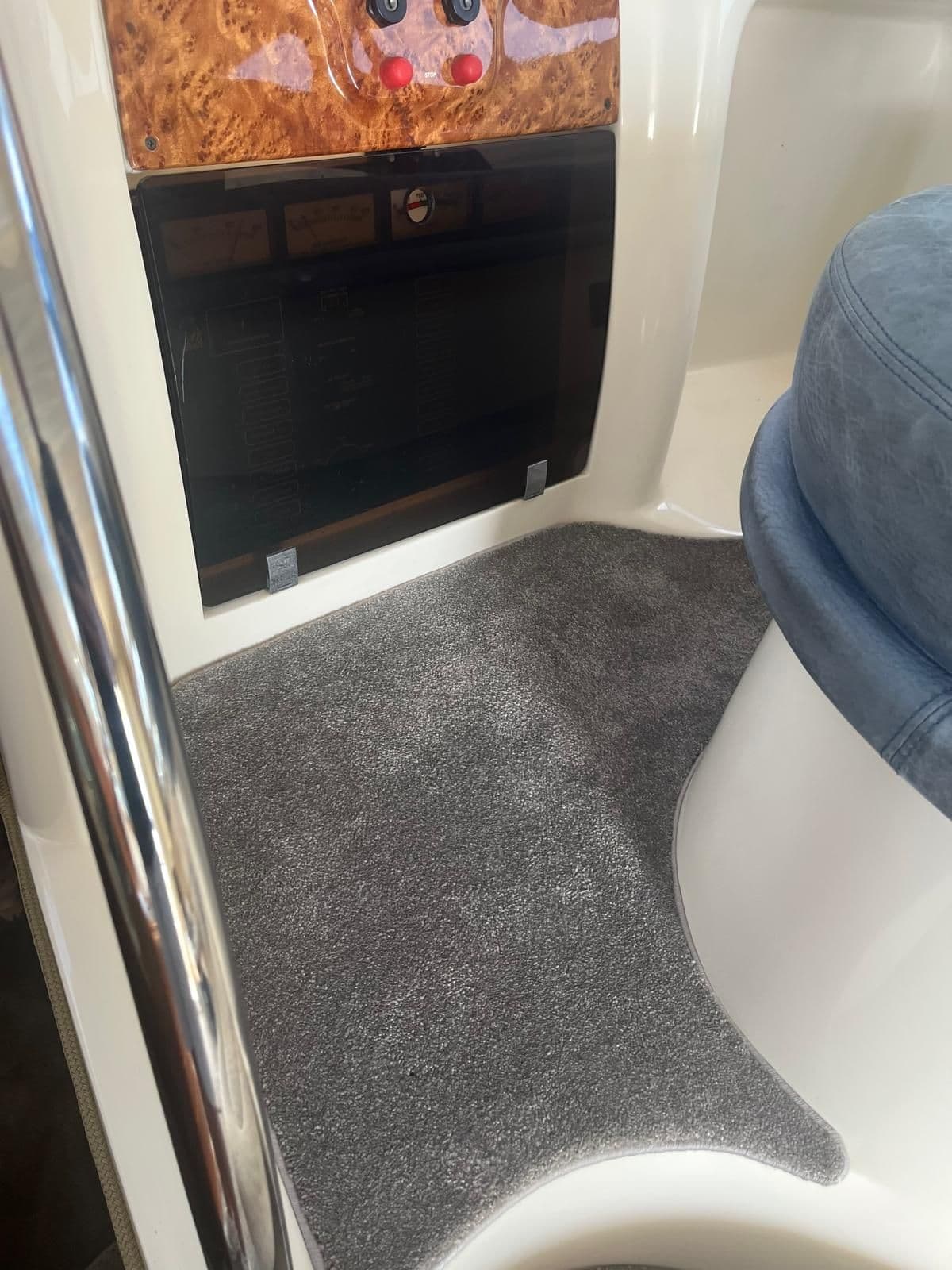 Azimut 390 for Sale