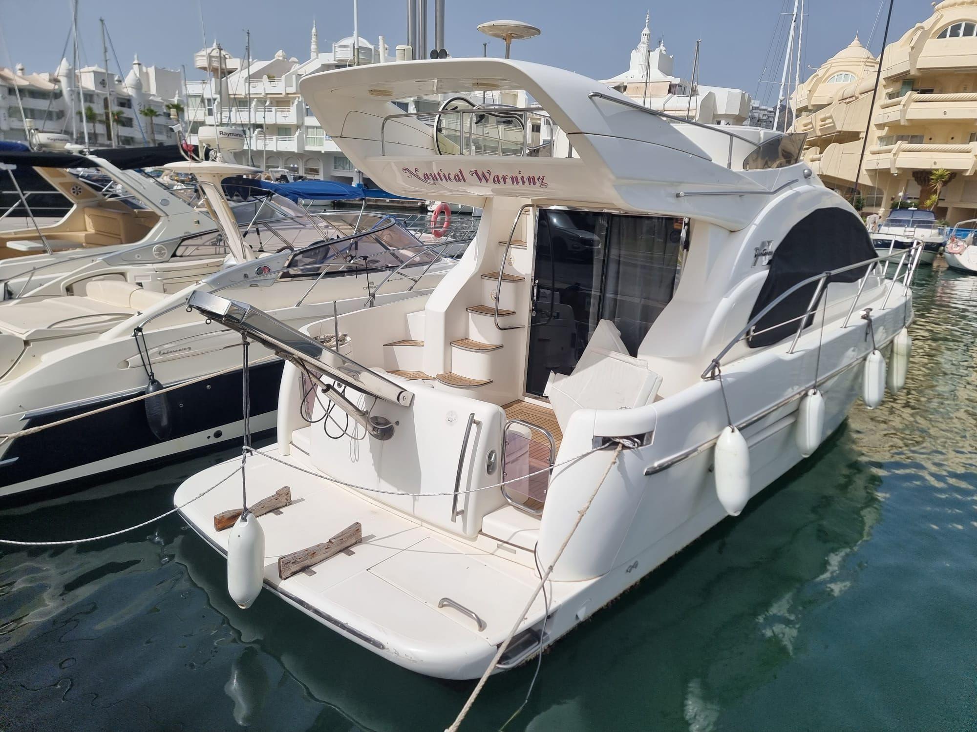 Azimut 390 For Sale