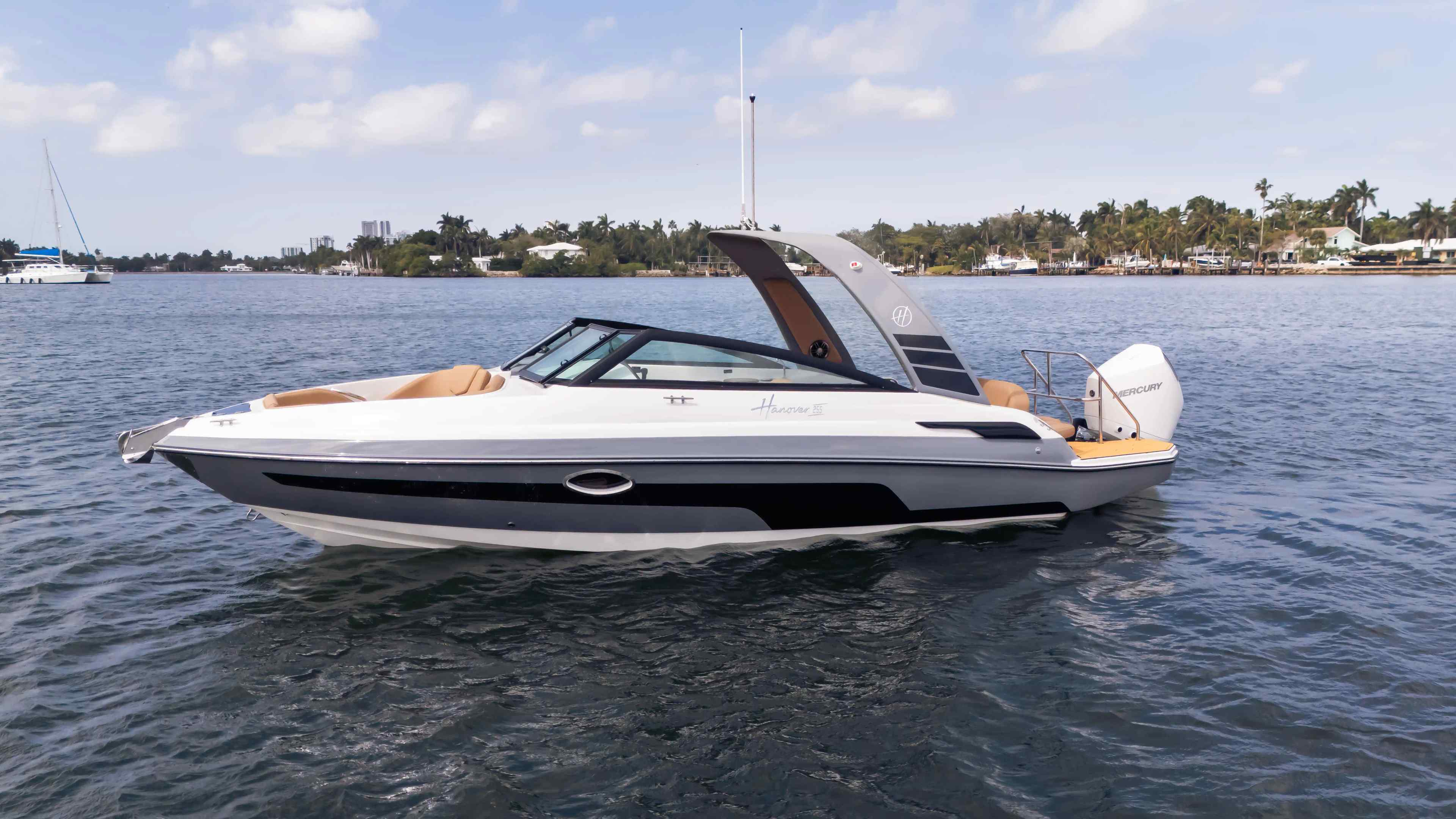 Yacht