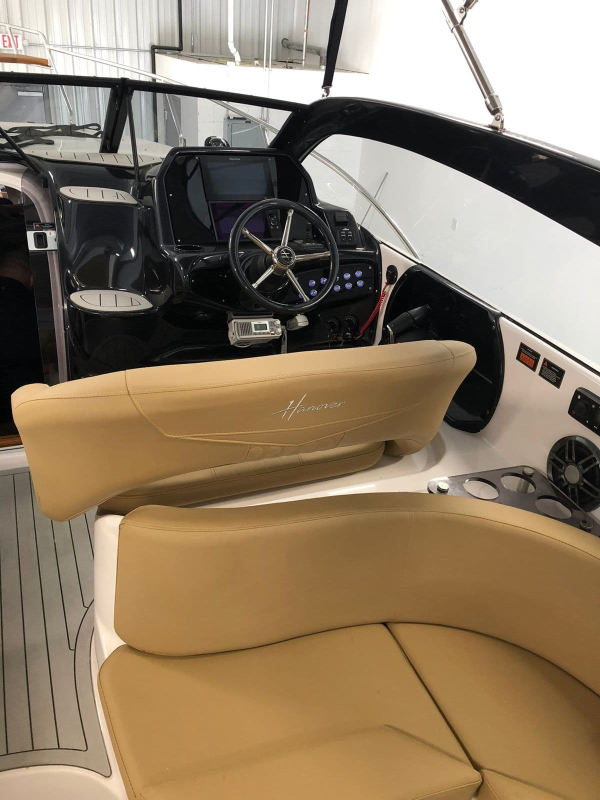 2024 Hanover Yachts 305 for Sale in Maitland, Florida Express Cruiser 5