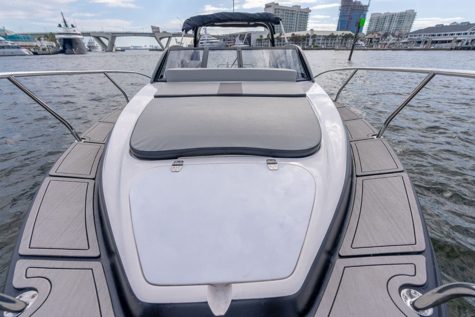 Hanover Yachts 305 for Sale