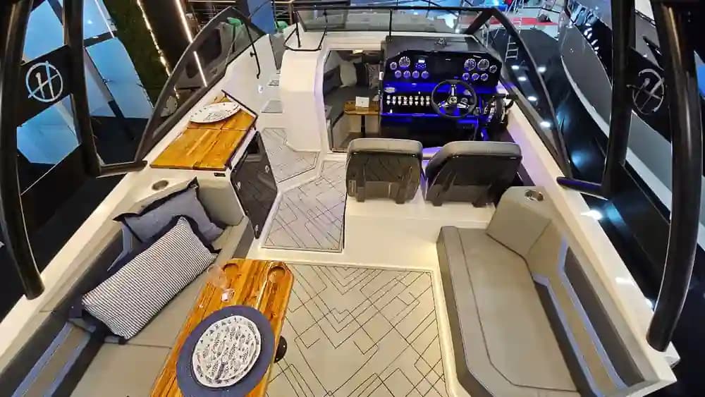 Hanover Yachts 327 for Sale