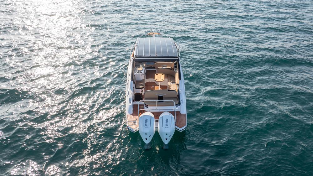 Hanover-Listing-on-YachtWay-7.jpg