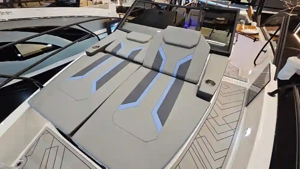 Hanover Yachts 327 for Sale