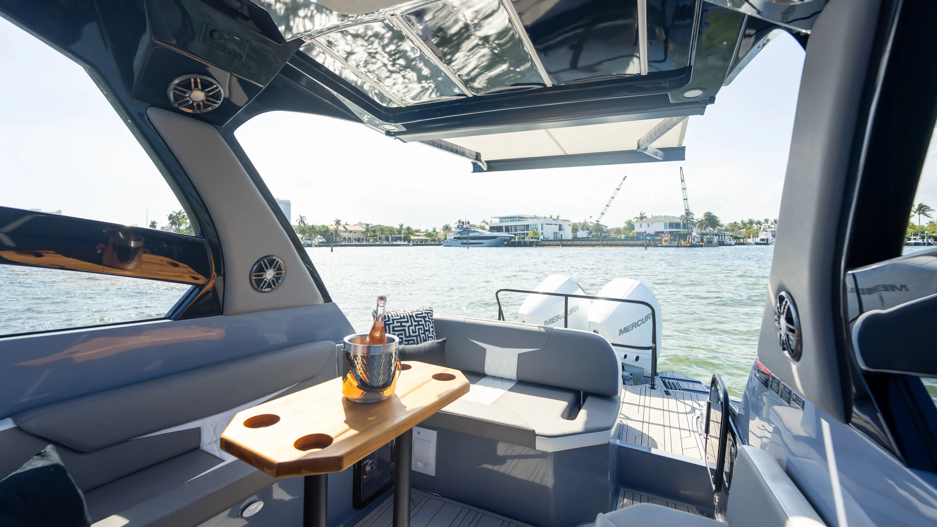Hanover Yachts 305 for Sale