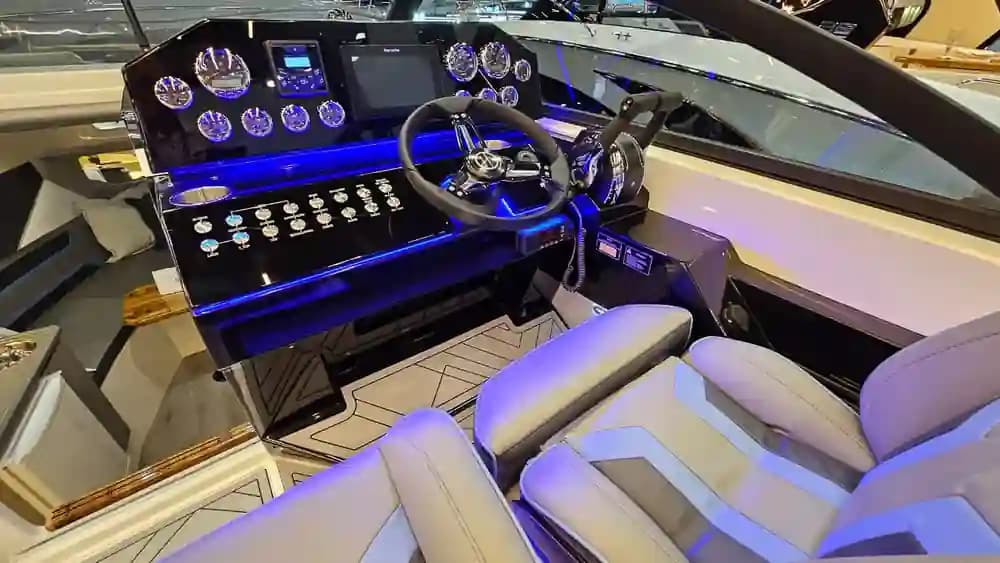 Hanover Yachts 327 for Sale