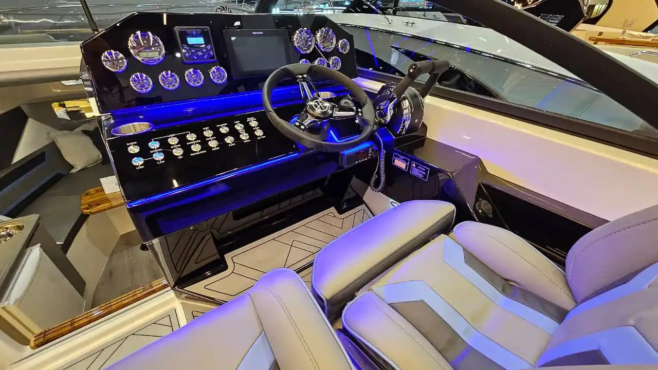 Hanover Yachts 327 for Sale