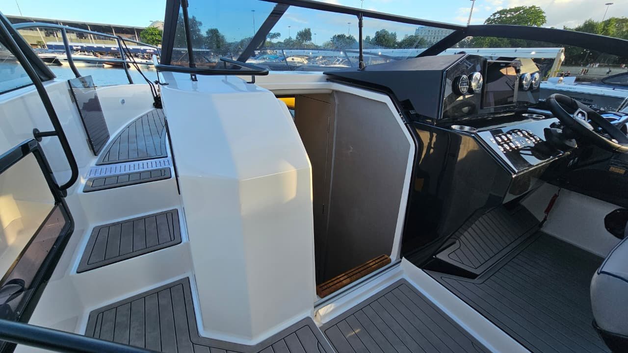 2027 Hanover Yachts 327 a la venta en Fort Lauderdale, Florida Motor Yacht 5