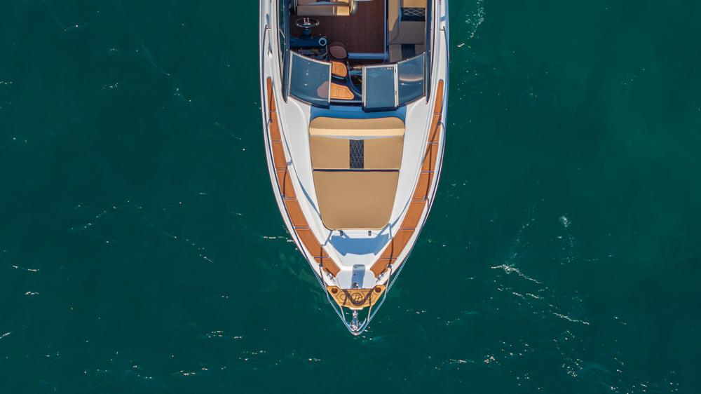 Hanover-Listing-on-YachtWay-6.jpg
