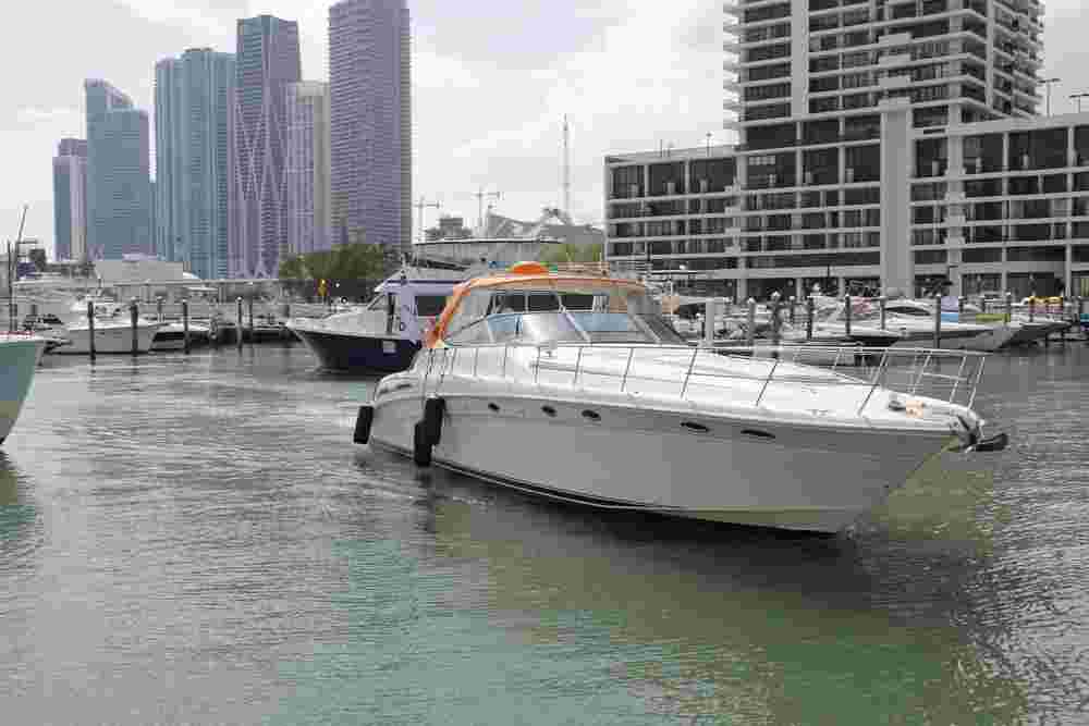 2000 Sea Ray Sundancer 540