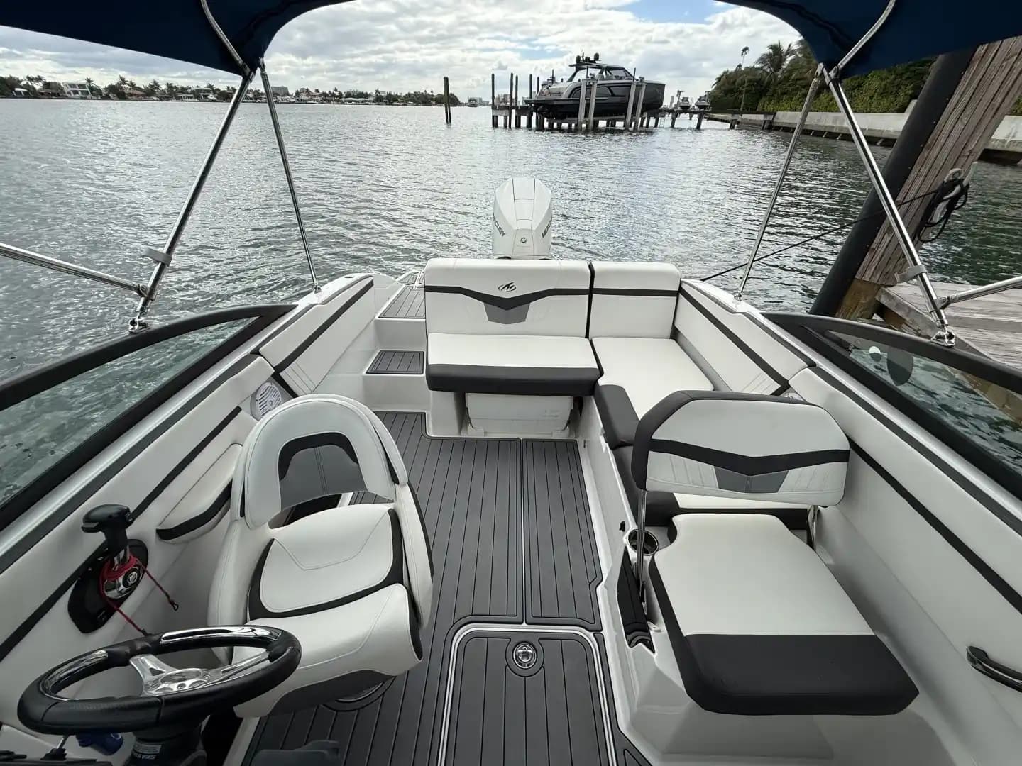 Monterey M-20 a la venta