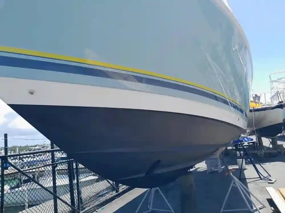 Intrepid Powerboats 370 CUDDY for Sale