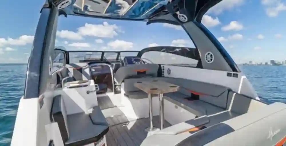 Hanover Yachts 305 for Sale