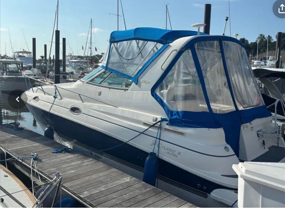 Cruisers Yachts 280 CXi Express op display