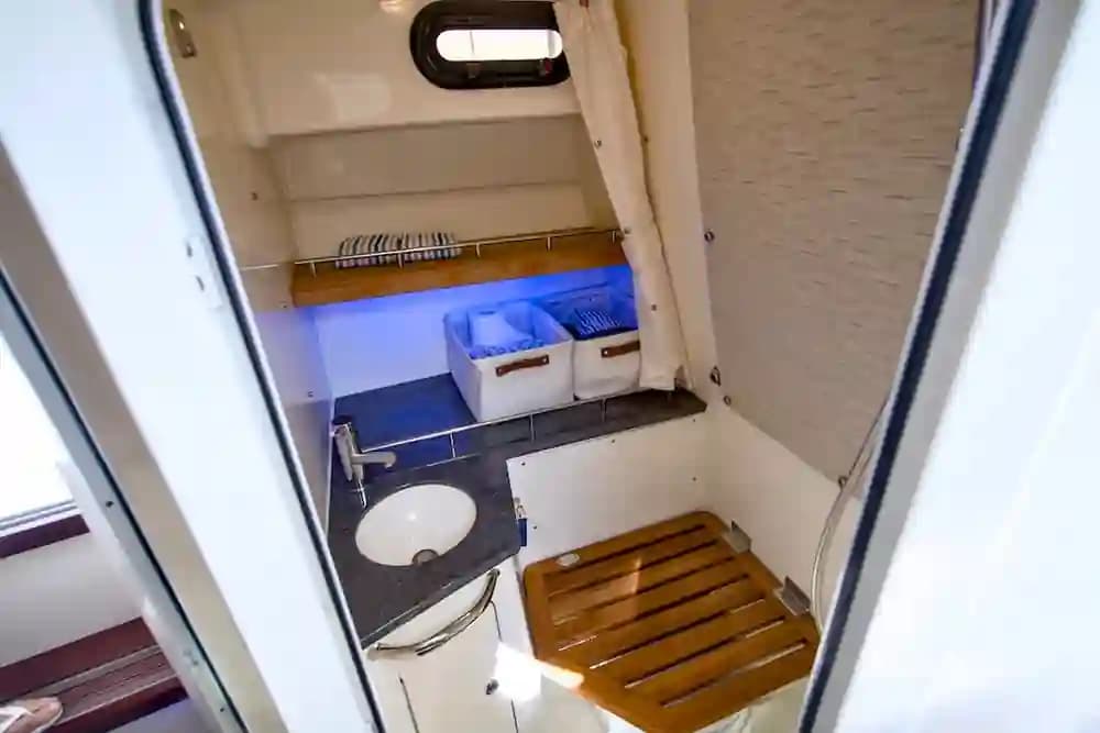 2019 Boston Whaler 350 Realm for Sale in Galveston, Texas Bowrider 5