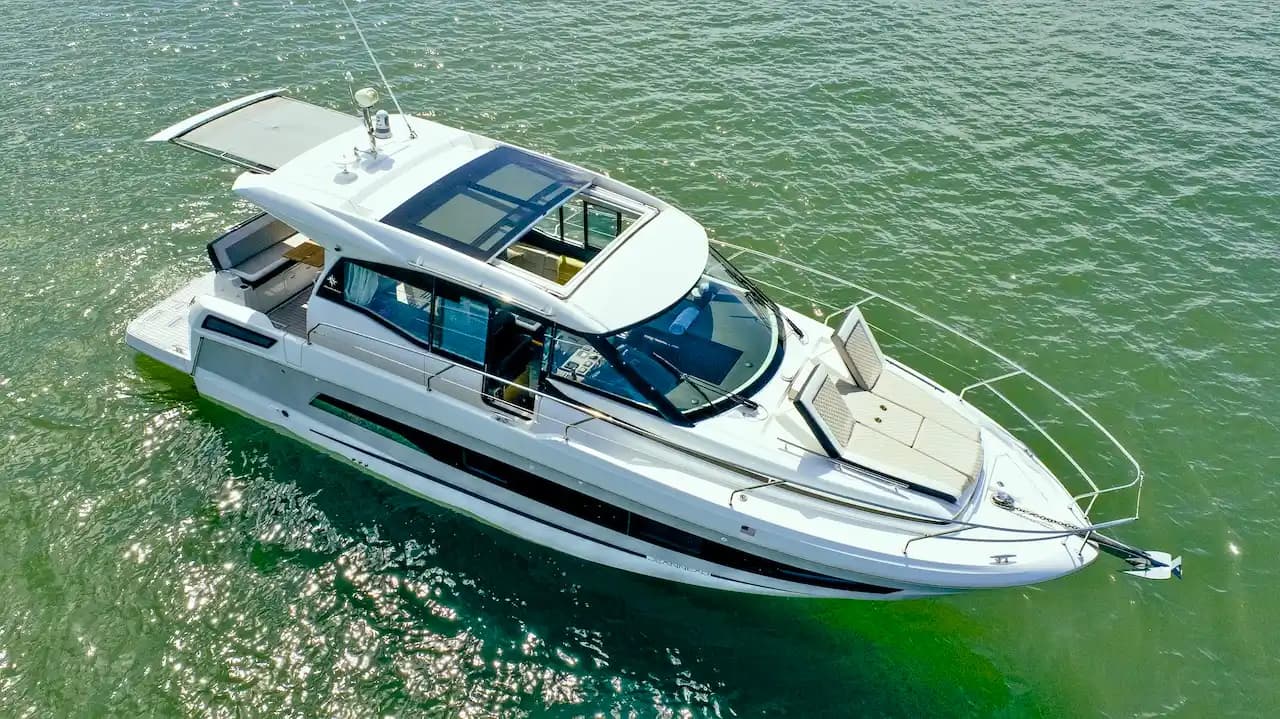 Jeanneau NC 37 for Sale