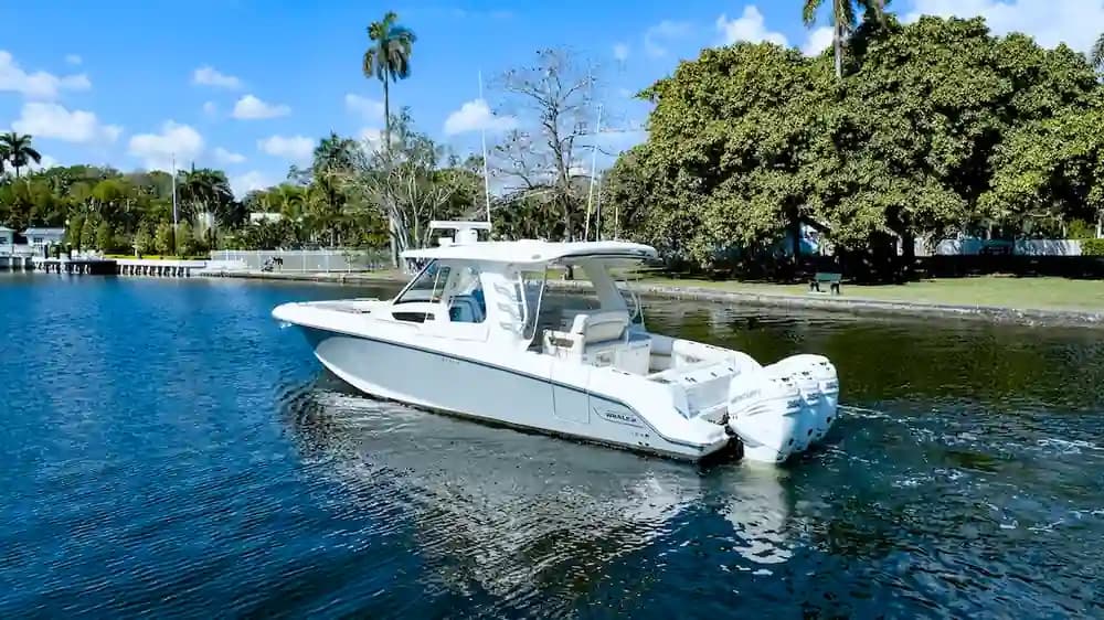 Boston Whaler 350 Realm for Sale