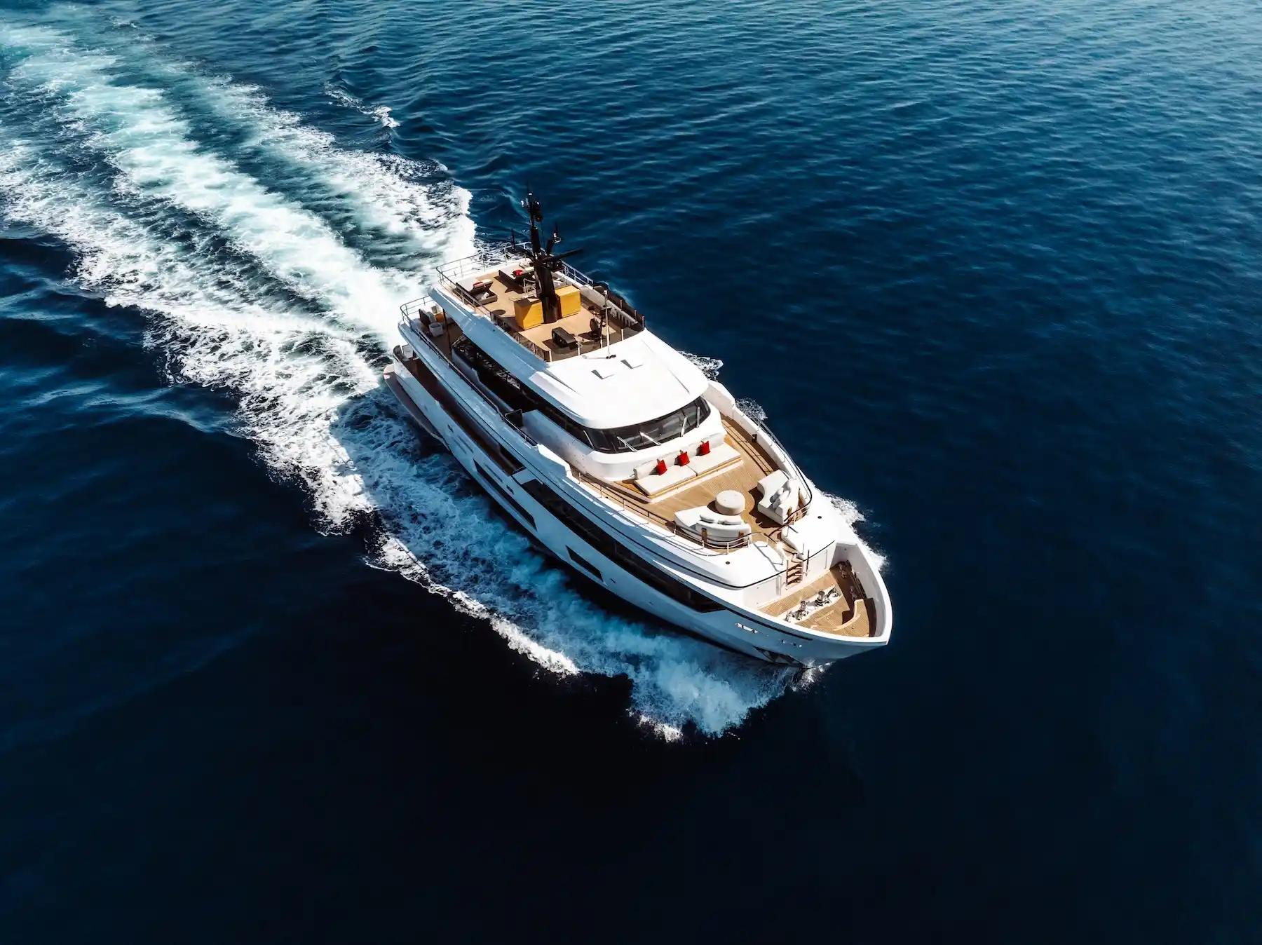 Custom Line Navetta 30 For Sale