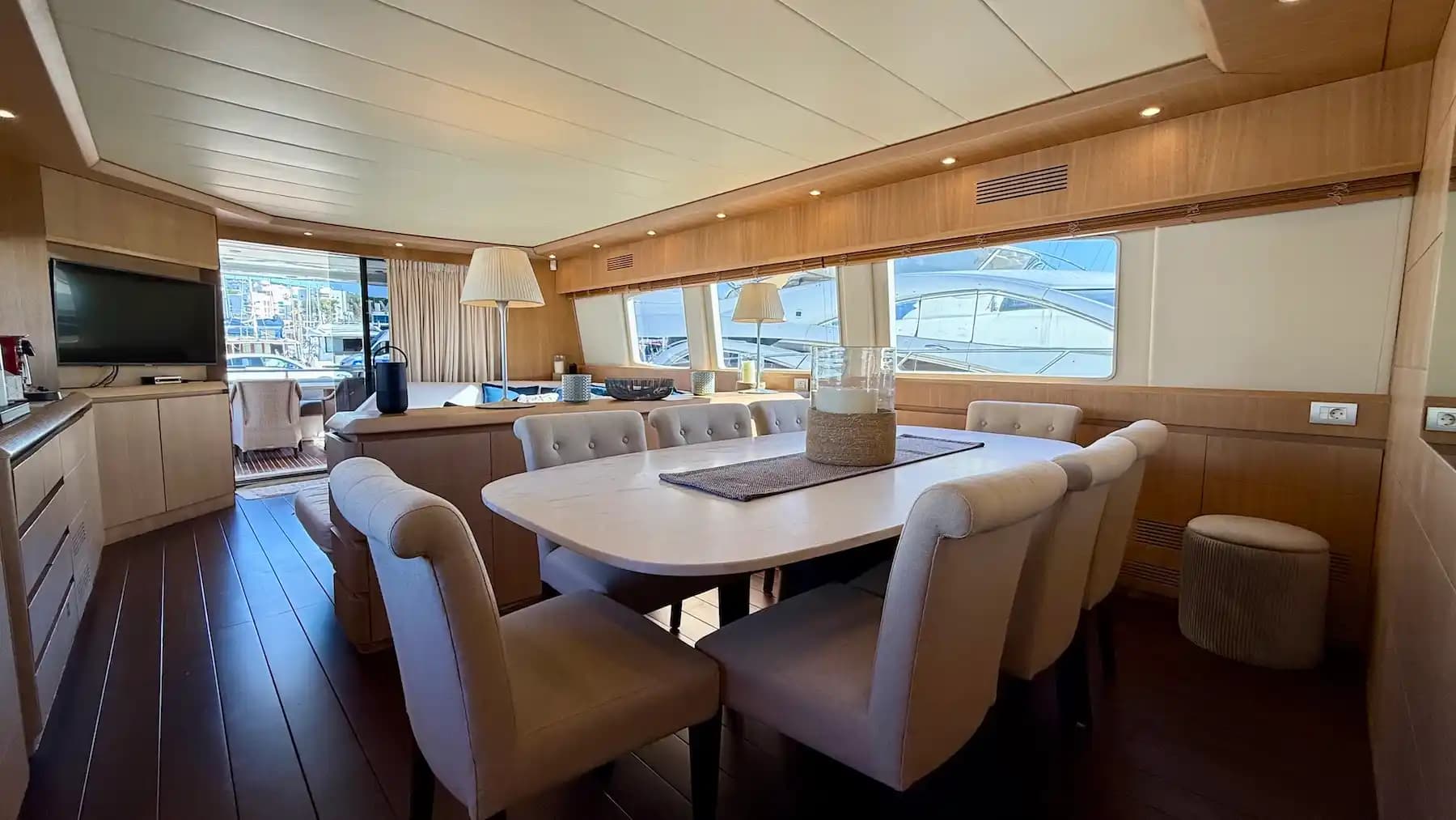 2004 Maiora 26 for Sale in Barcelona, ES Express Cruiser 5