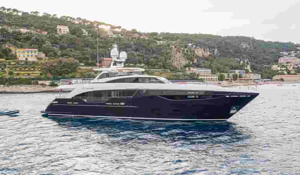 2018 Princess Yachts 35M