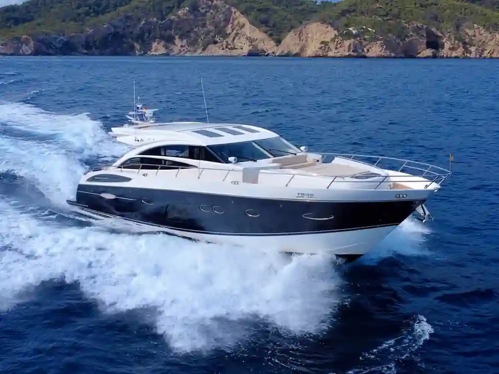 Princess Yachts V72 à vendre