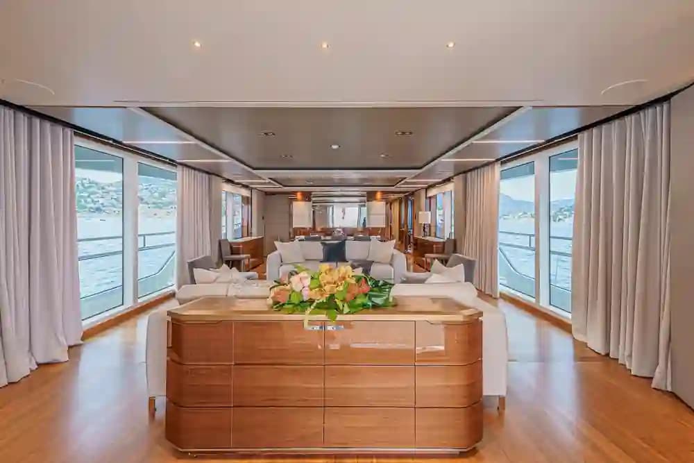 Princess Yachts 35M in vendita