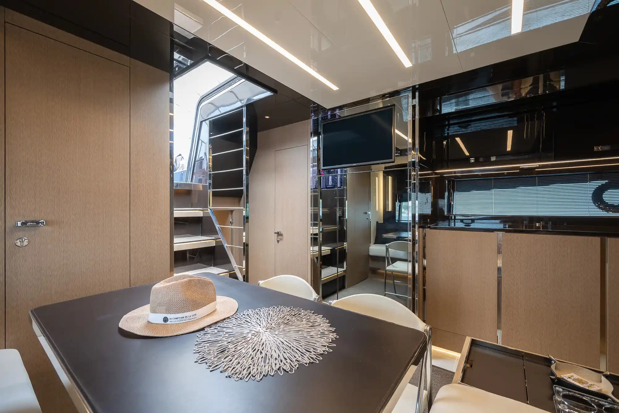 2018 Riva 56' Rivale zum Verkauf in Balearic Islands, ES Motor Yacht 5