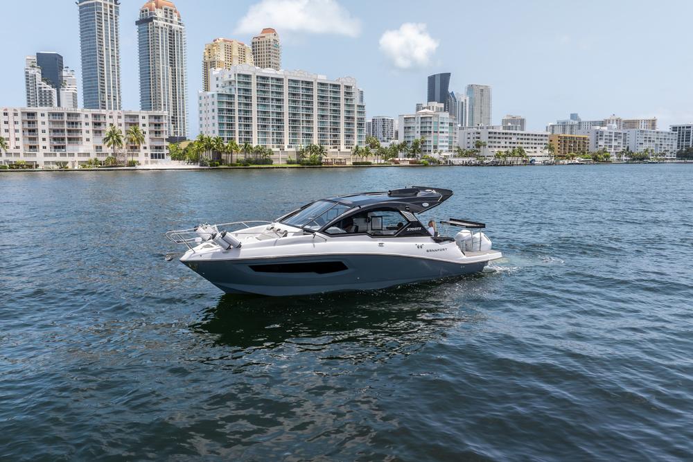 GRANFORT 370 GTX-EXT-13.jpg