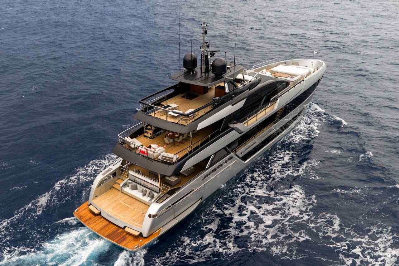 Yacht