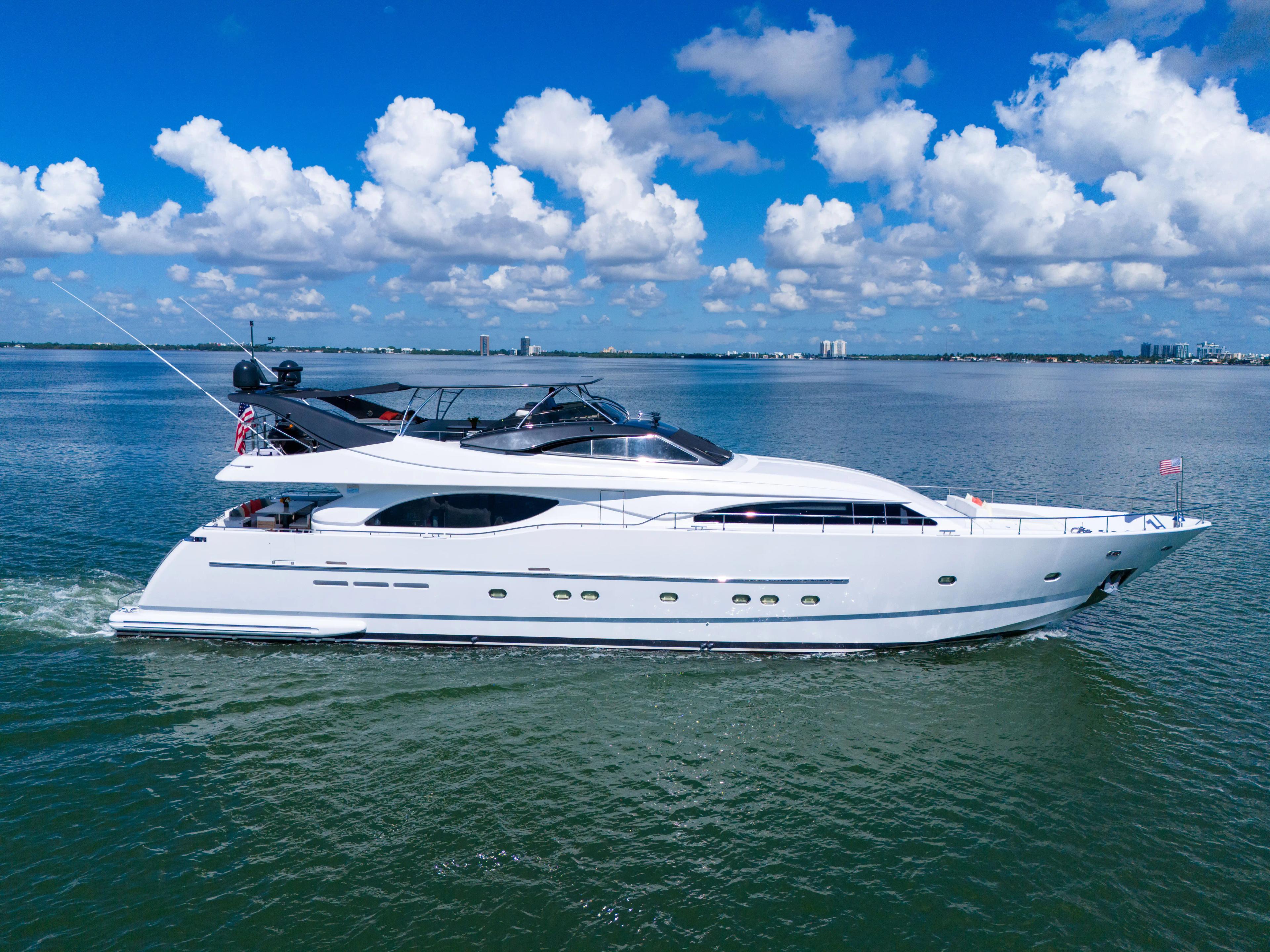 Ferretti Yachts Custom Line 94' For Sale