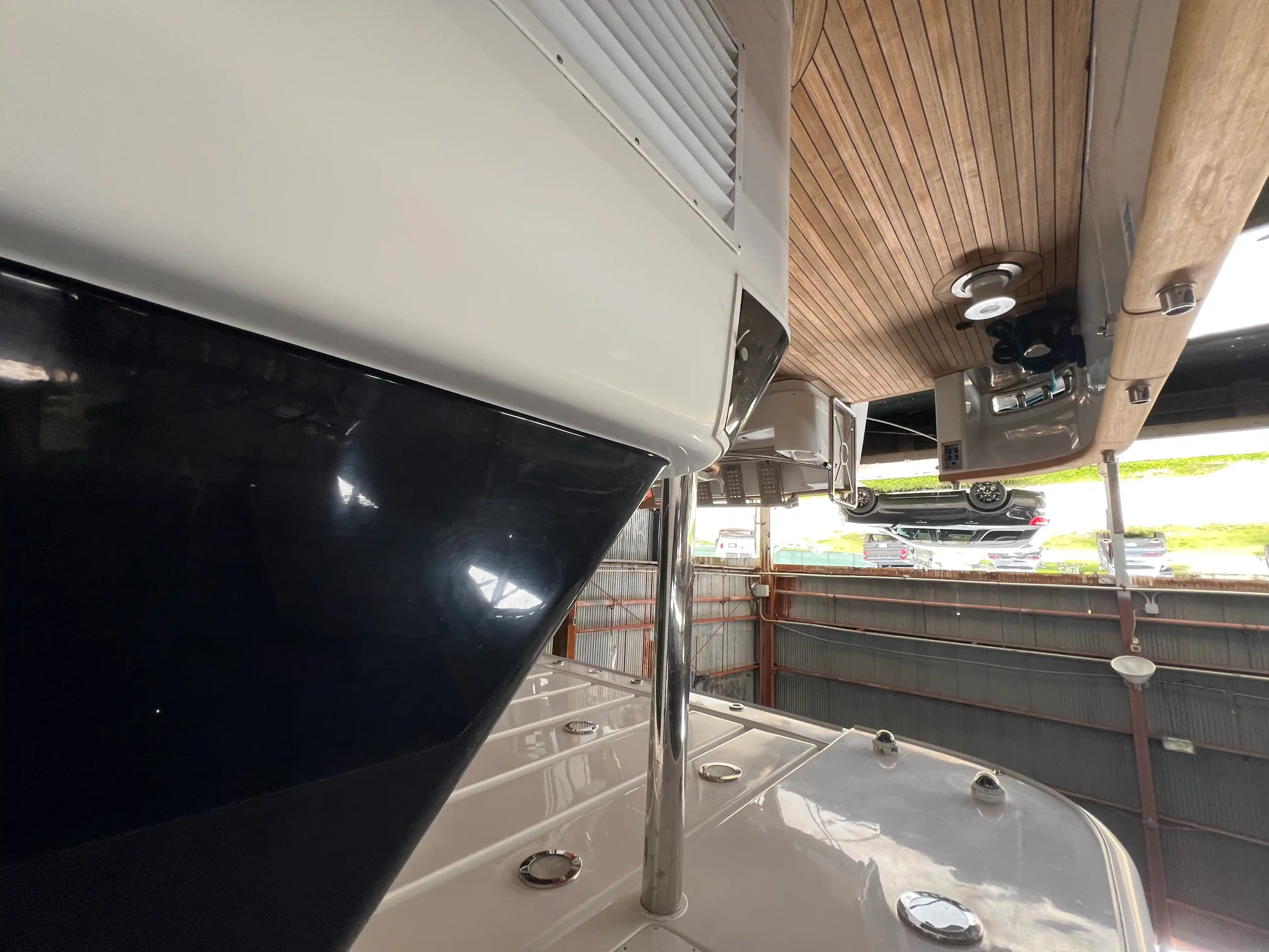 2001 Falcon 106 for Sale in Miami, Florida Flybridge 5