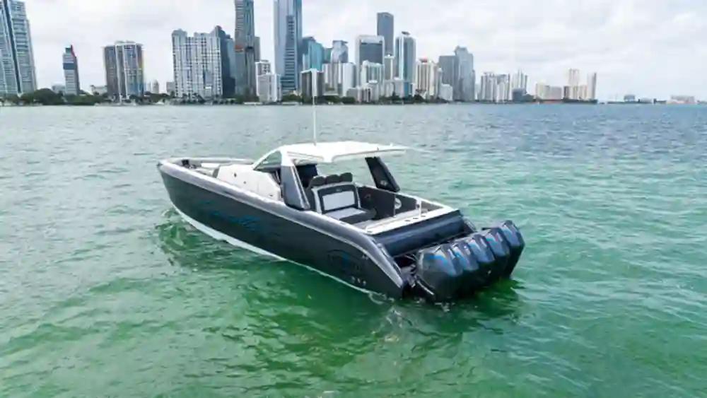 Cigarette Racing 42' Auroris For Sale