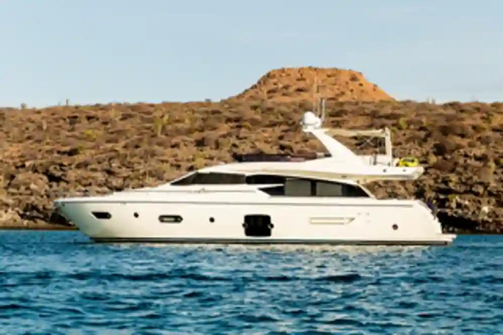 Ferretti Yachts 720 For Sale