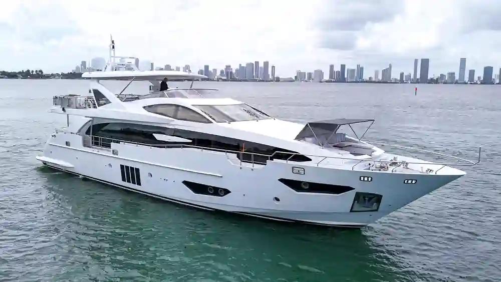 Azimut Grande 30 Metri For Sale