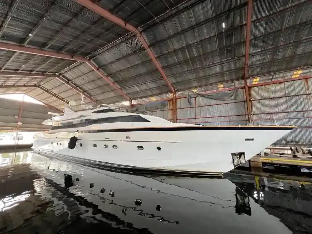 Falcon 106 in vendita