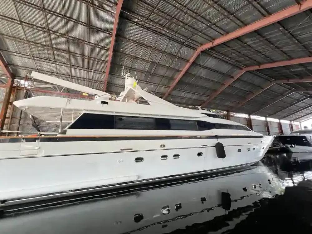 Falcon 106 in vendita