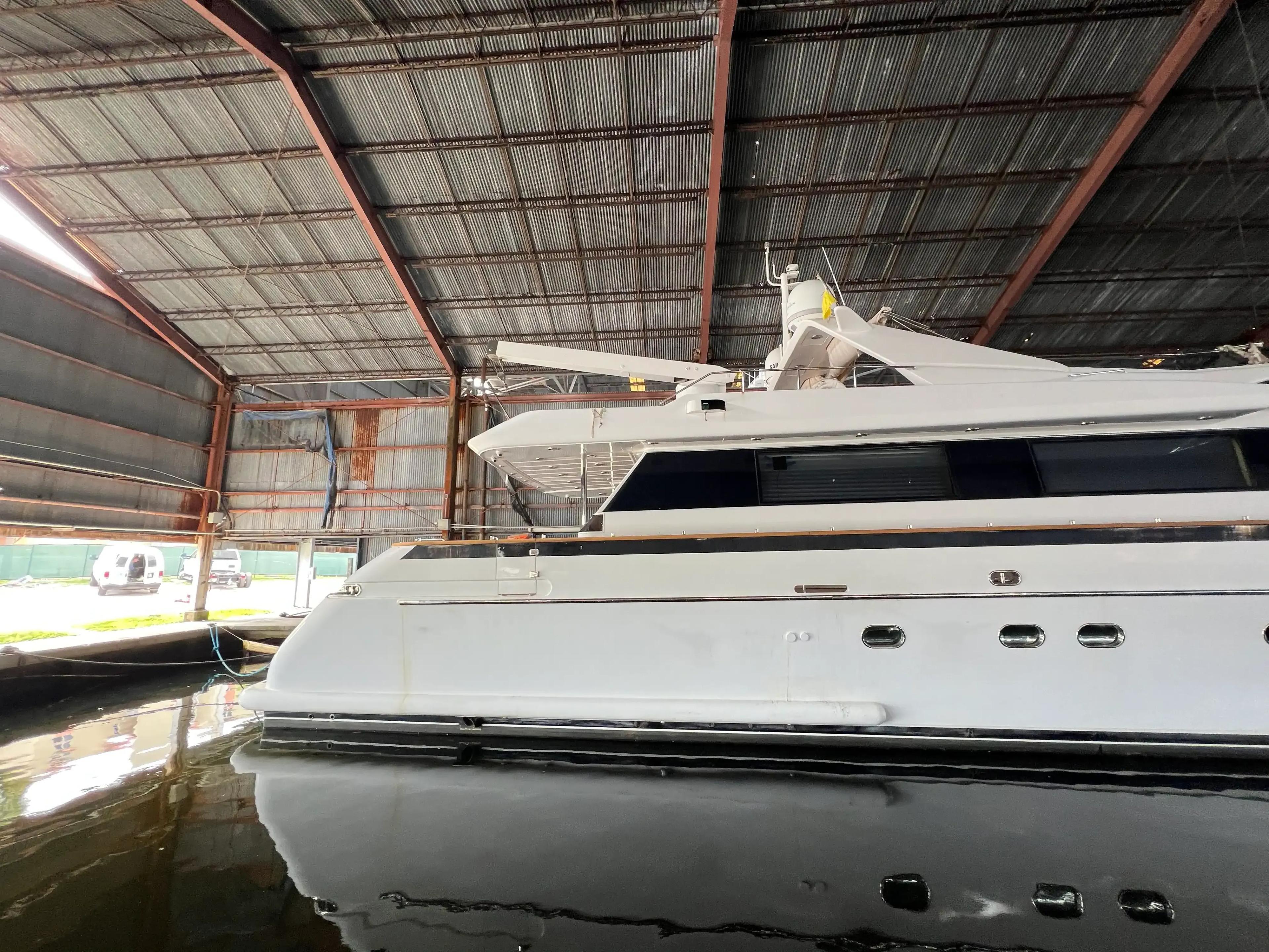 Falcon 106 in vendita