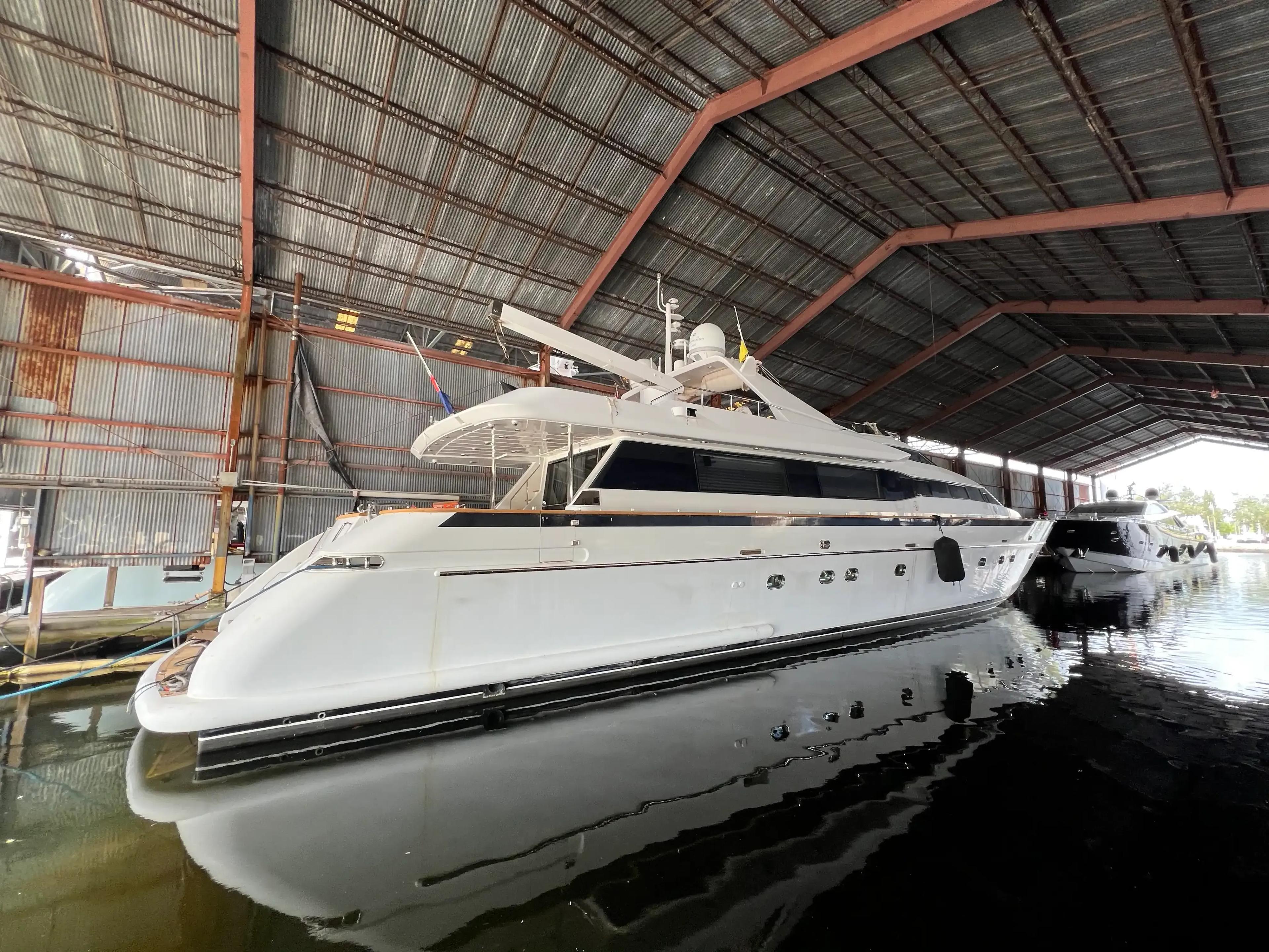 Falcon 106 in vendita