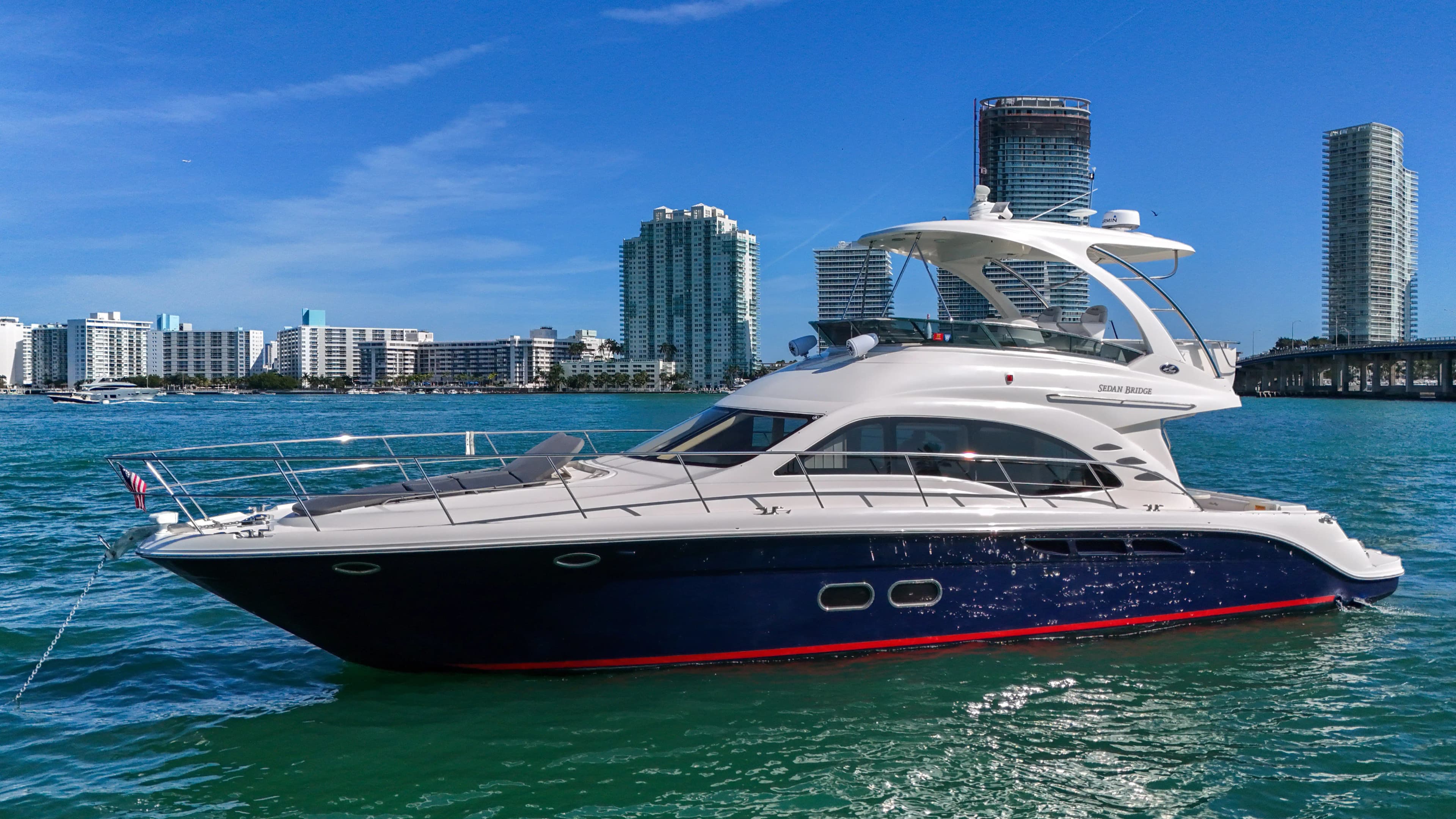 Sea Ray 520 Sedan Bridge te koop