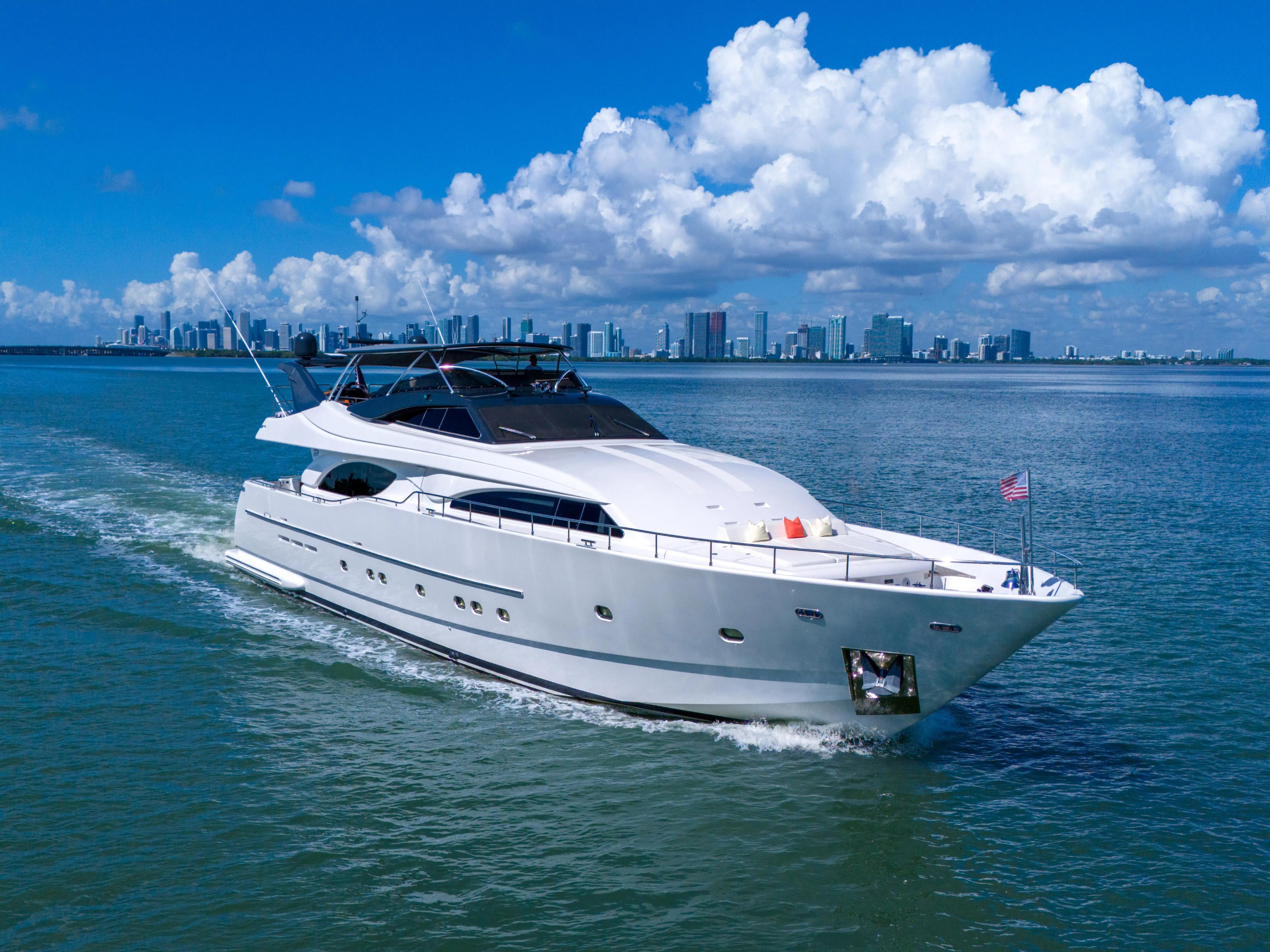 Ferretti Yachts Custom Line 94' For Sale
