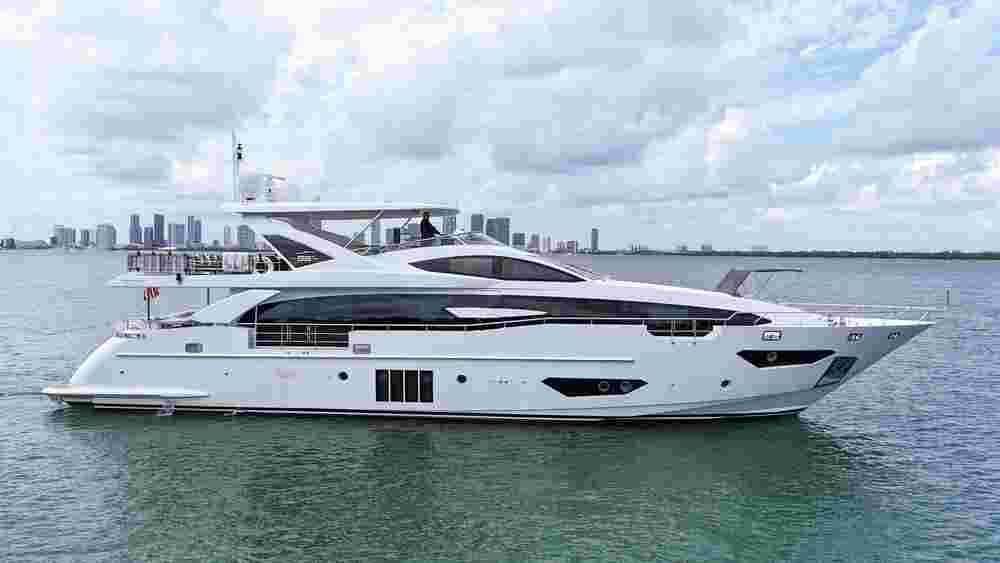 2017 Azimut Grande 30 Metri