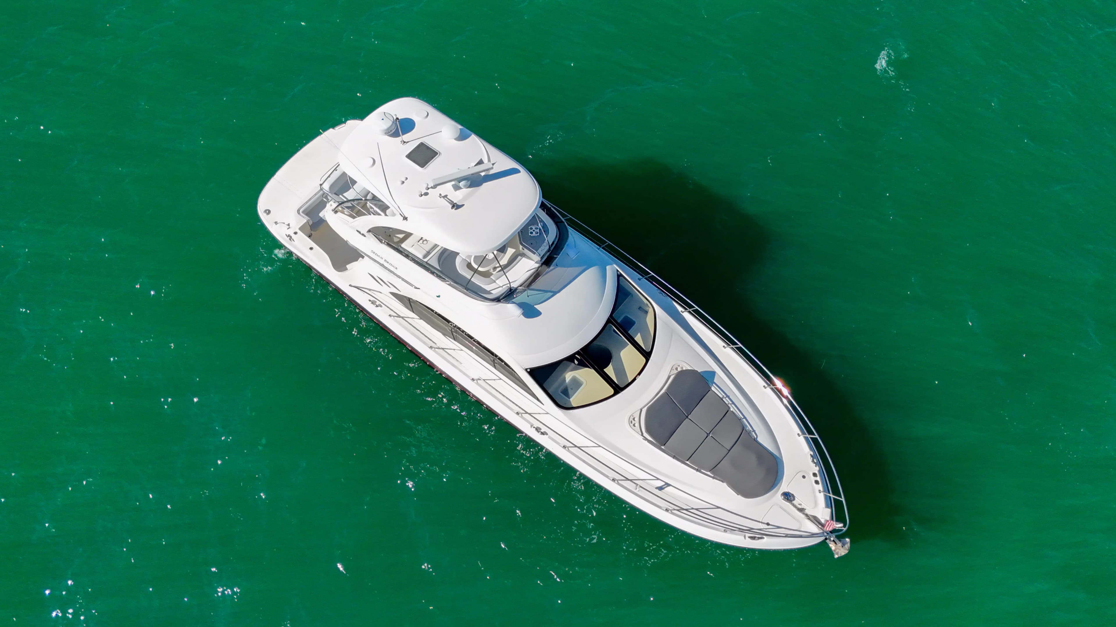 2007 Sea Ray 520 Sedan Bridge for Sale in Miami Beach, Florida Flybridge 4