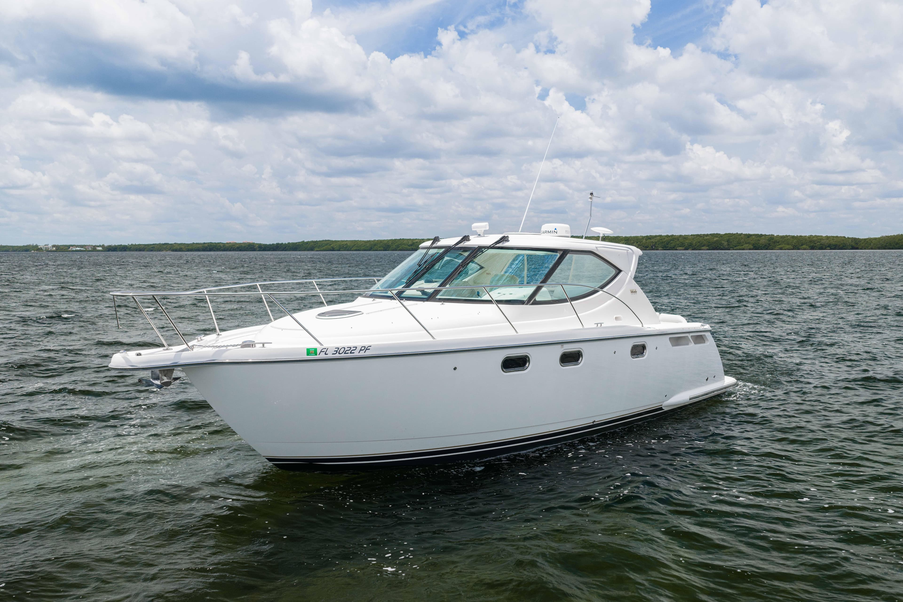 2010 Tiara Yachts 3500 Sovran LE for Sale in Coral Gables, Florida Motor Yacht 2