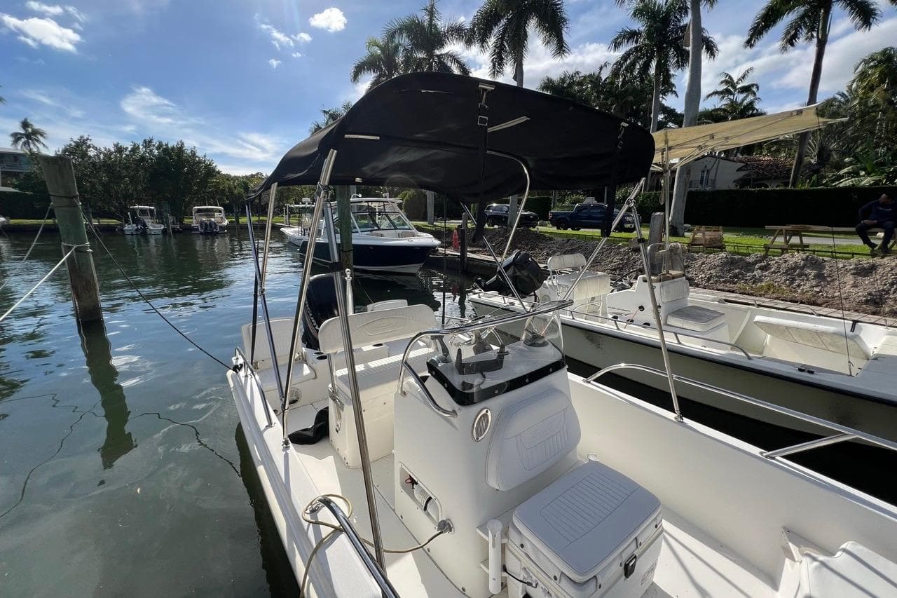 2016 Boston Whaler 170 Dauntless for Sale in Miami, Florida Bay Boats 4