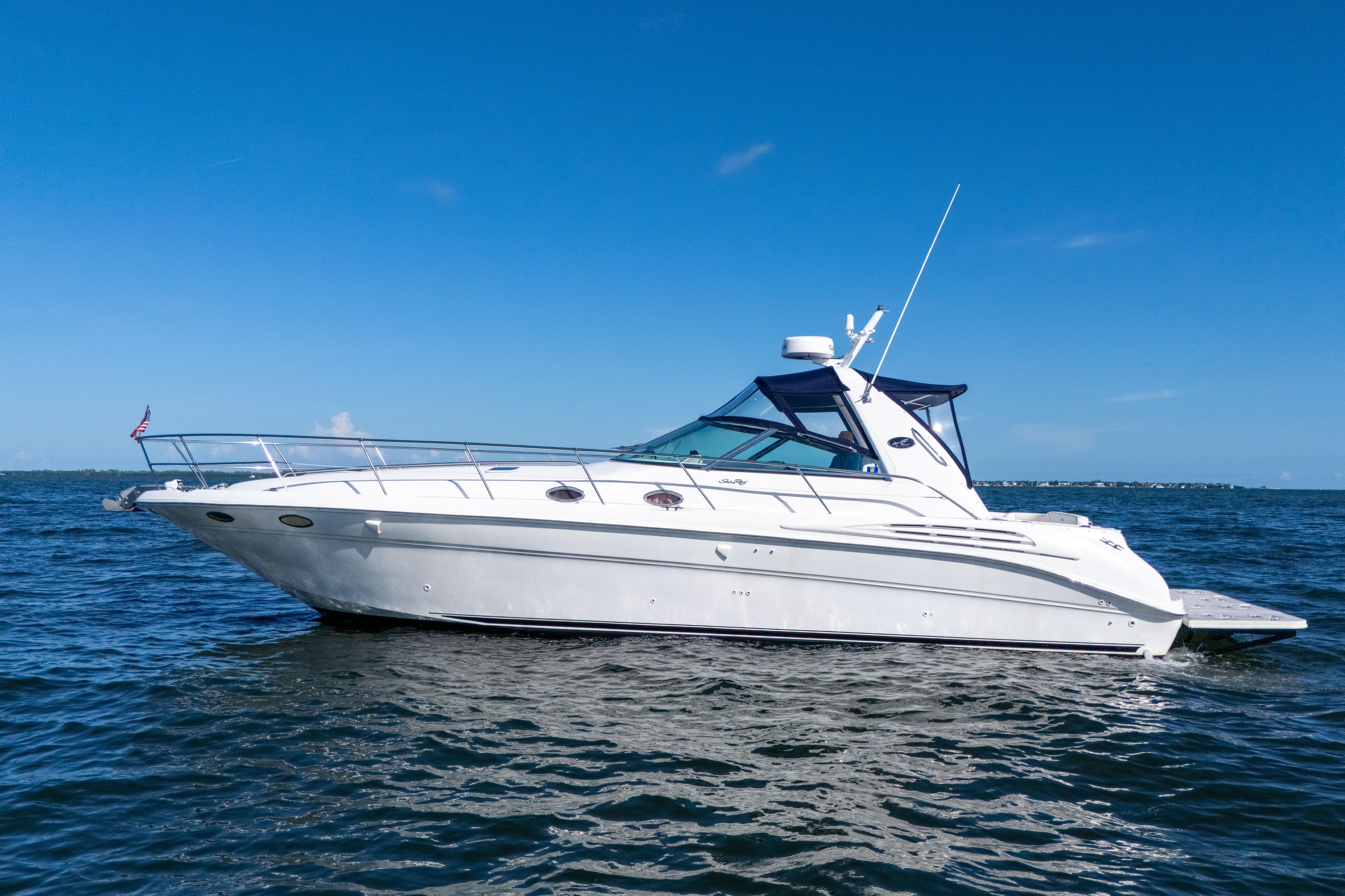 1997 Sea Ray 400 Sundancer for Sale in Miami, Florida Express Cruiser