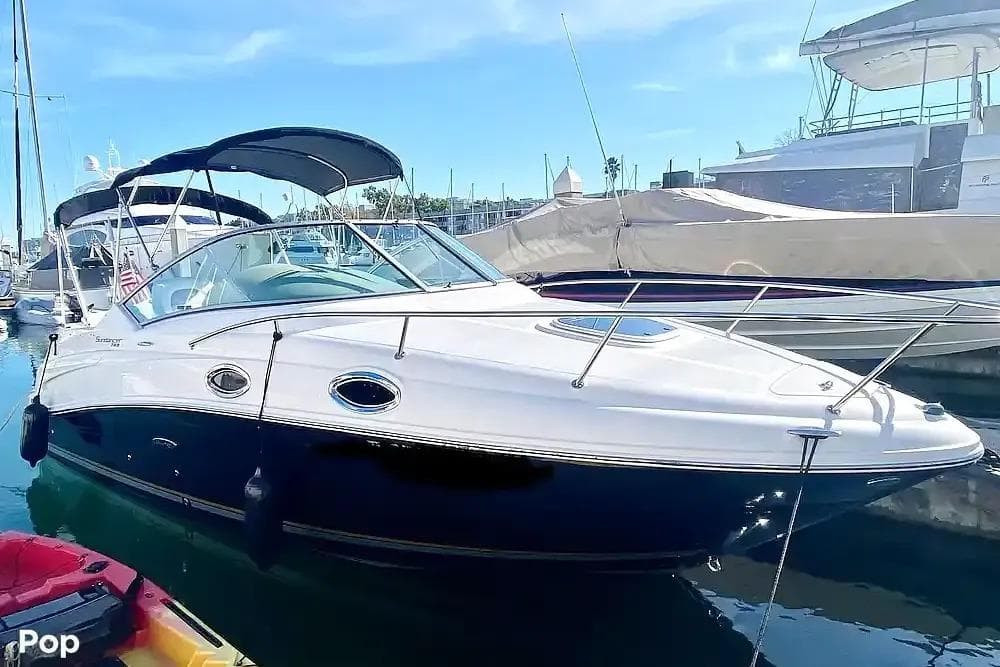 2011 Sea Ray 240 Sundancer for Sale in Cadiz, Kentucky Express Cruiser
