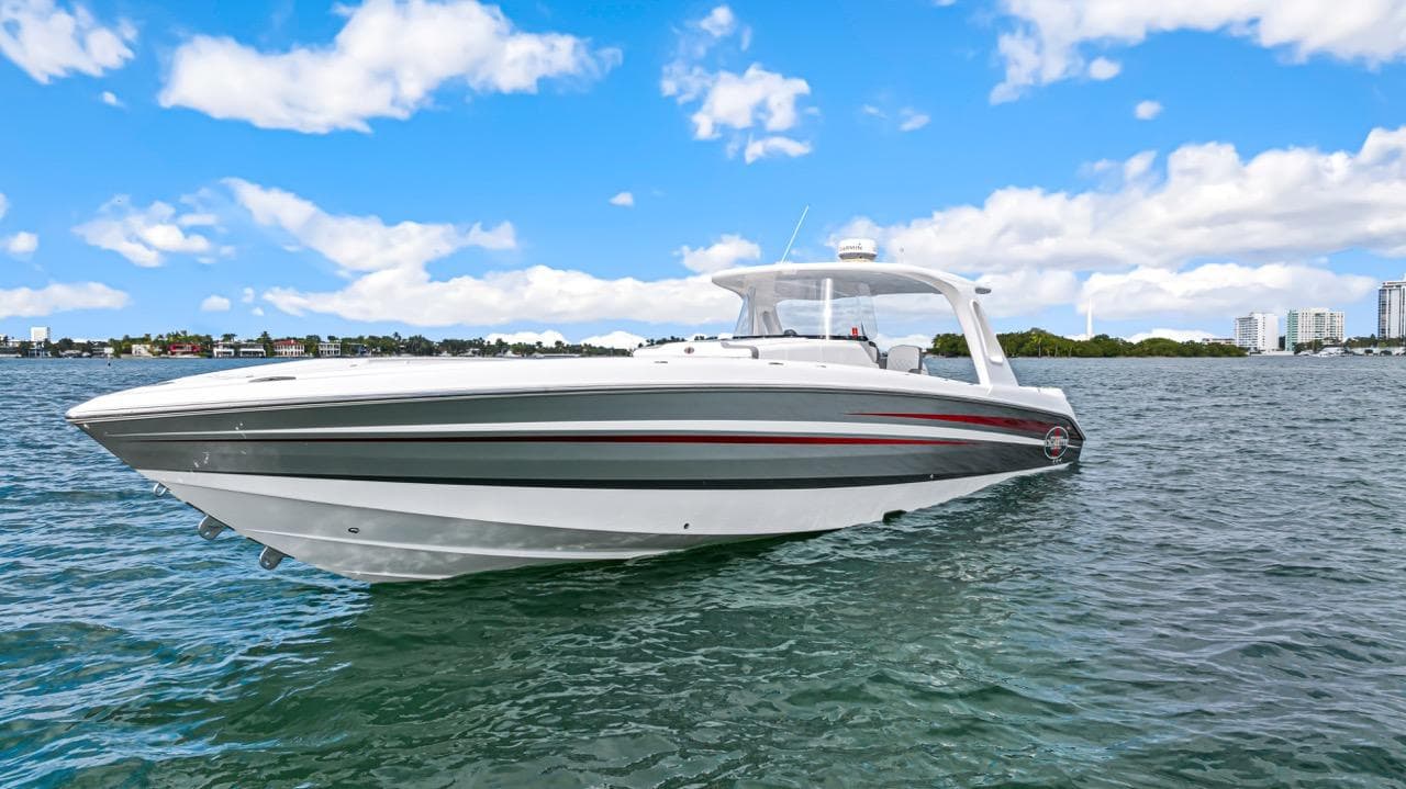 2015 Cigarette Racing 41' GTR for Sale in Miami Beach, Florida Center Console 2
