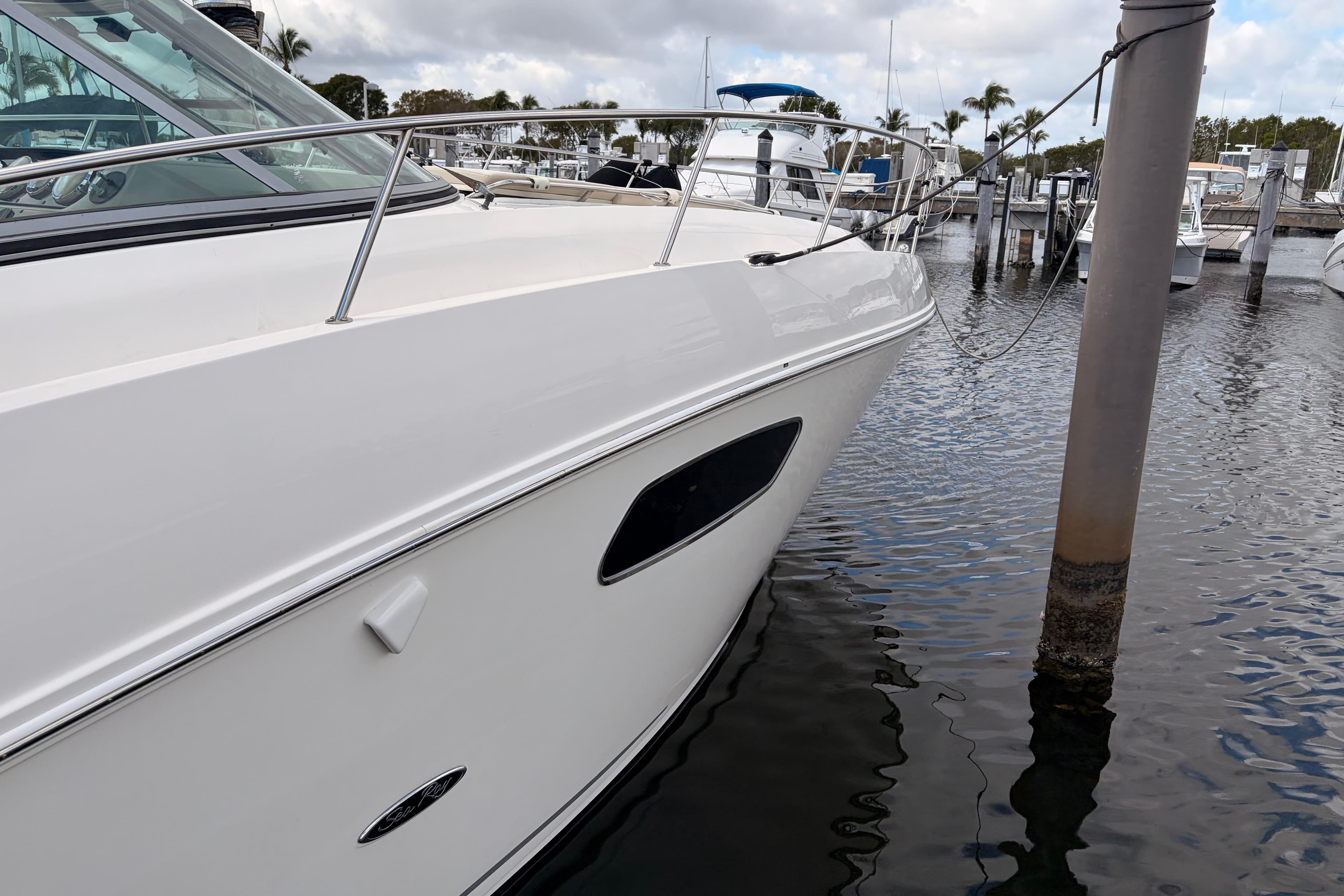 2008 Sea Ray 350 Sundancer for Sale in Homestead, Florida Express Cruiser 5